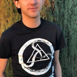 Meet your Posher, Gregory